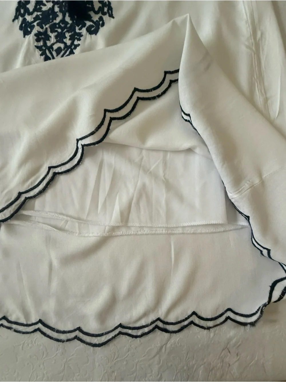 C/C Connection Embroidered Tunic Dress. Small